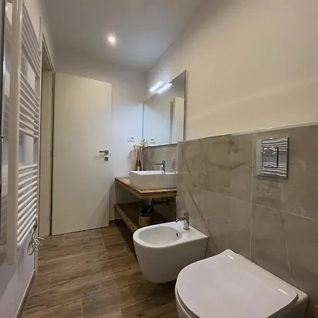 Banchi 28 By Arbaspàa *